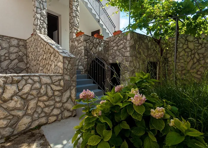 Placido Krk Apartamento