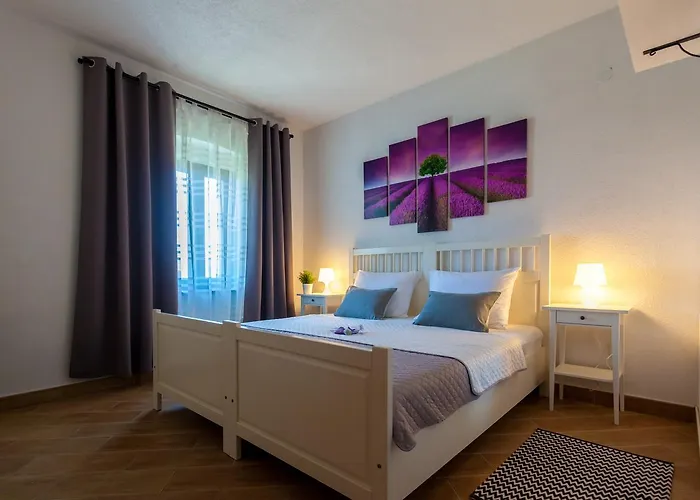 Placido Krk Apartamento *